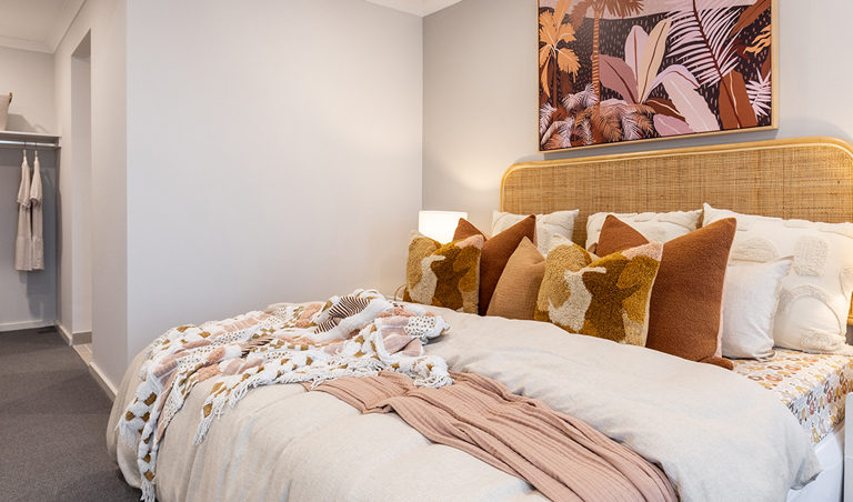 Cloverton Display Lirello 2 22 8